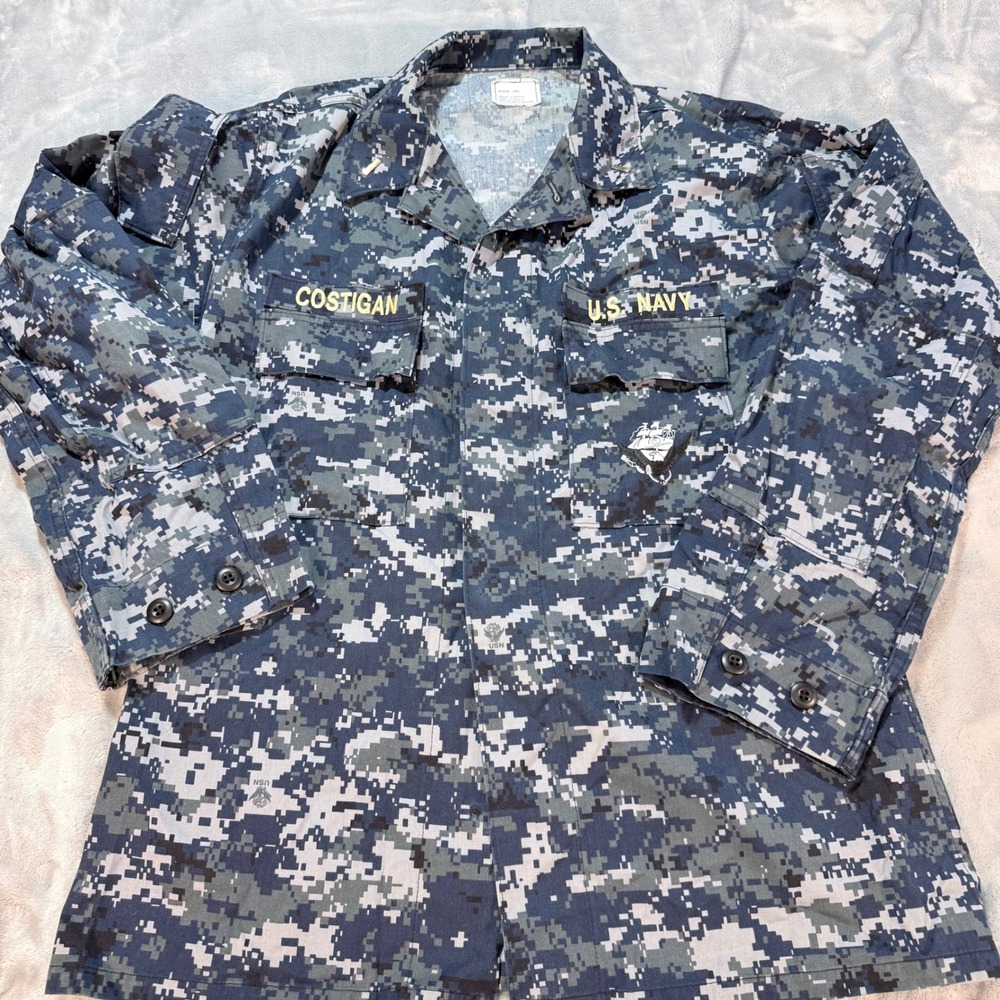 US Navy Issued Digital Camo Utility Field‎ Shirt Medium Long  U S NAVY